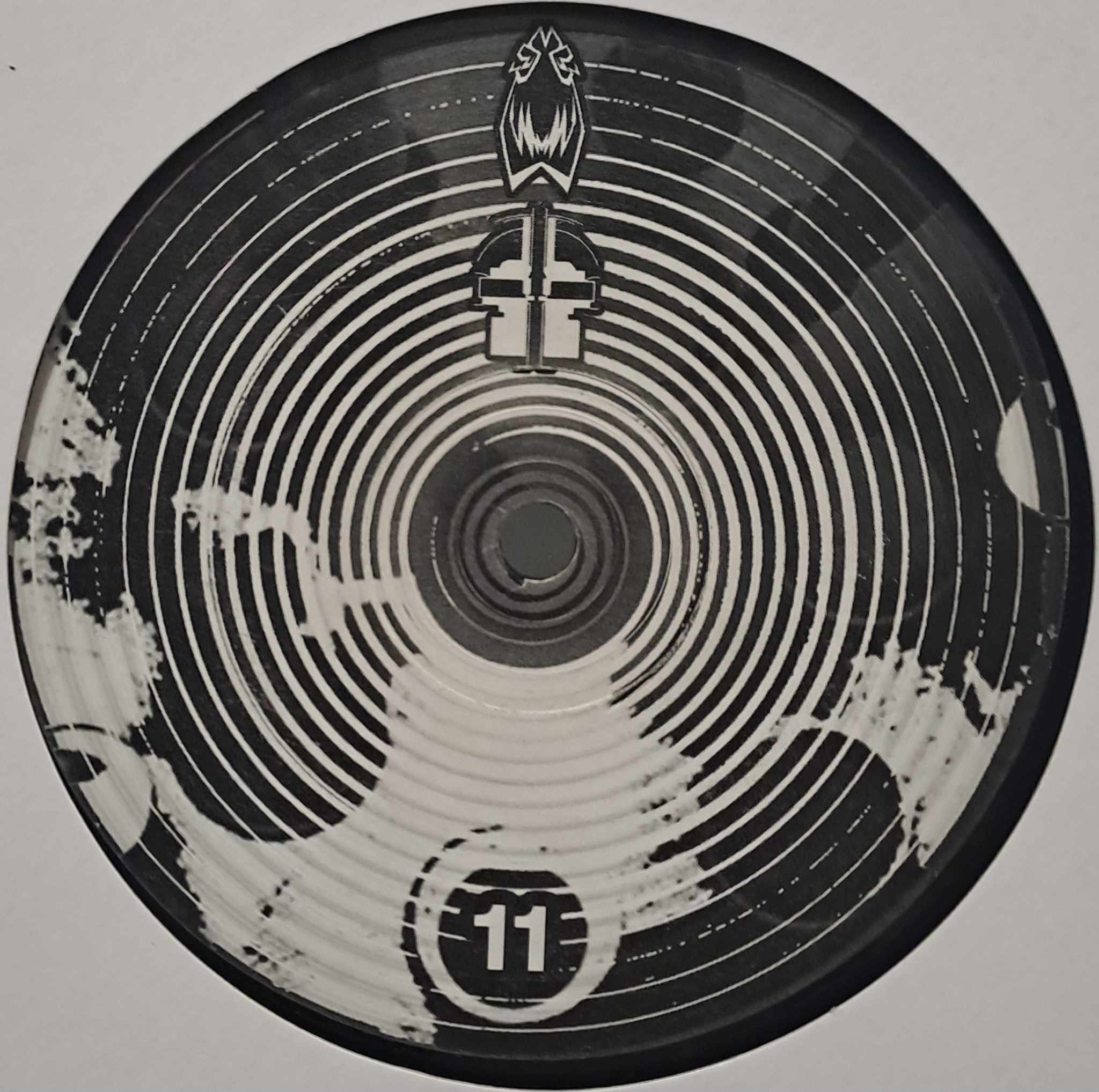 MST 11 - vinyle hard techno